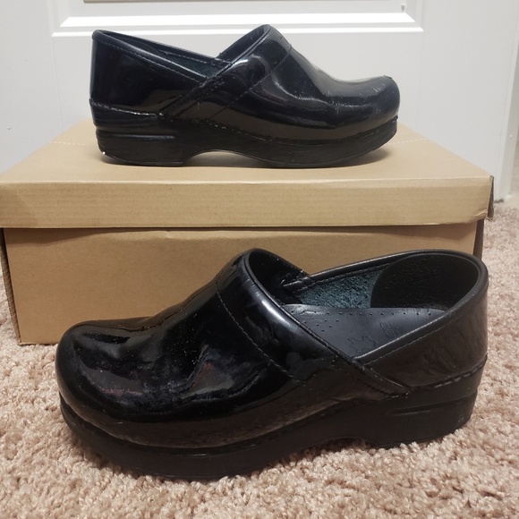 Dansko Professional Clog - Picture 1 of 6